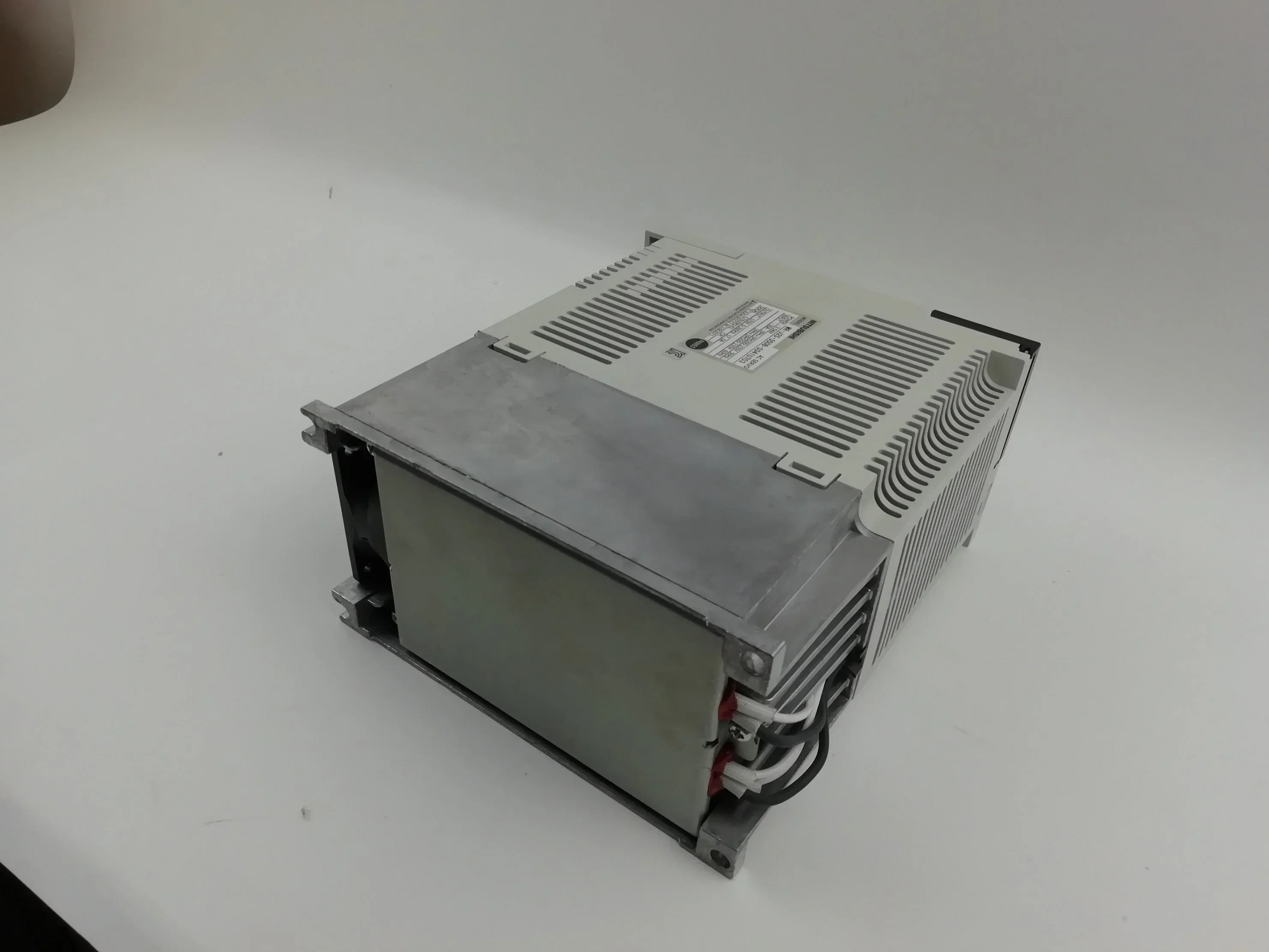 Детали машины SMT Cm402 Cm602 Сервопривод Mr-J2s-350b-S041u703 N510002594AA
Детали машины SMT Cm402 Cm602 Сервопривод Mr-J2s-350b-S041u703 N510002594AA