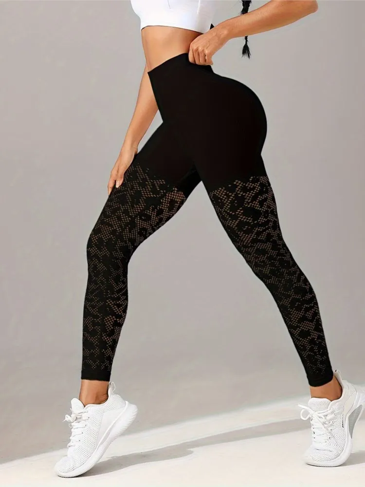 Spring And Summer Slim Jacquard Sports Yoga Trousers New Women's Fitness Hip Tight Outdoor Running High-waisted Sports Pants
Spring And Summer Slim Jacquard Sports Yoga Trousers New Women's Fitness Hip Tight Outdoor Running High-waisted Sports Pants