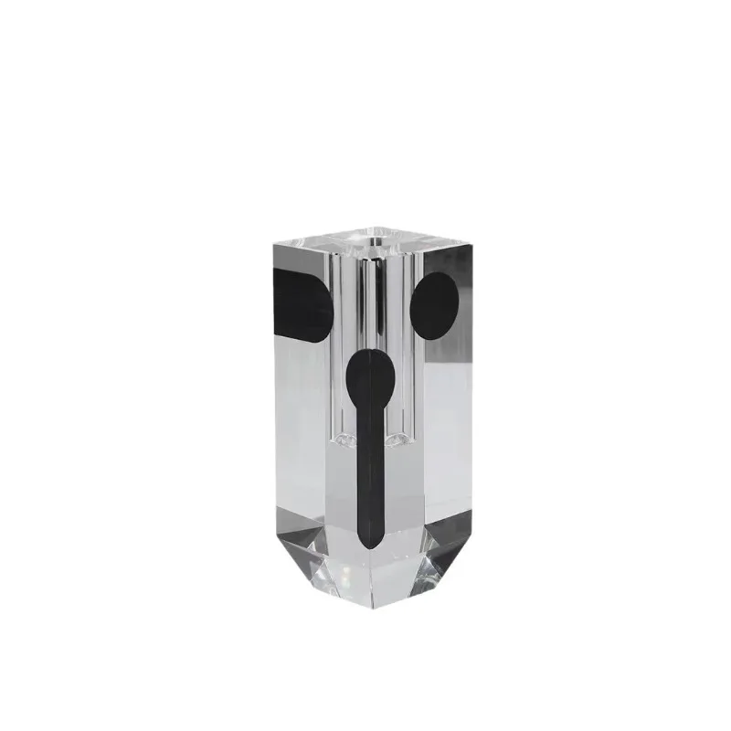 Modern simple home living room transparent crystal vase, crystal ornaments, sales office model room desktop soft decoration
Modern simple home living room transparent crystal vase, crystal ornaments, sales office model room desktop soft decoration