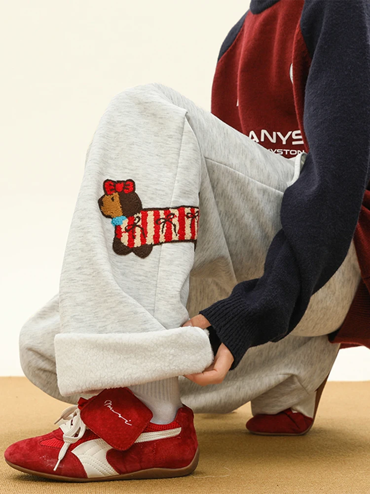 Мужские прямые спортивные штаны Thiened Fce на подкладке, дизайн ножа, удобные повседневные брюки свободного покроя на осень-зиму
Мужские прямые спортивные штаны Thiened Fce на подкладке, дизайн ножа, удобные повседневные брюки свободного покроя на осень-зиму