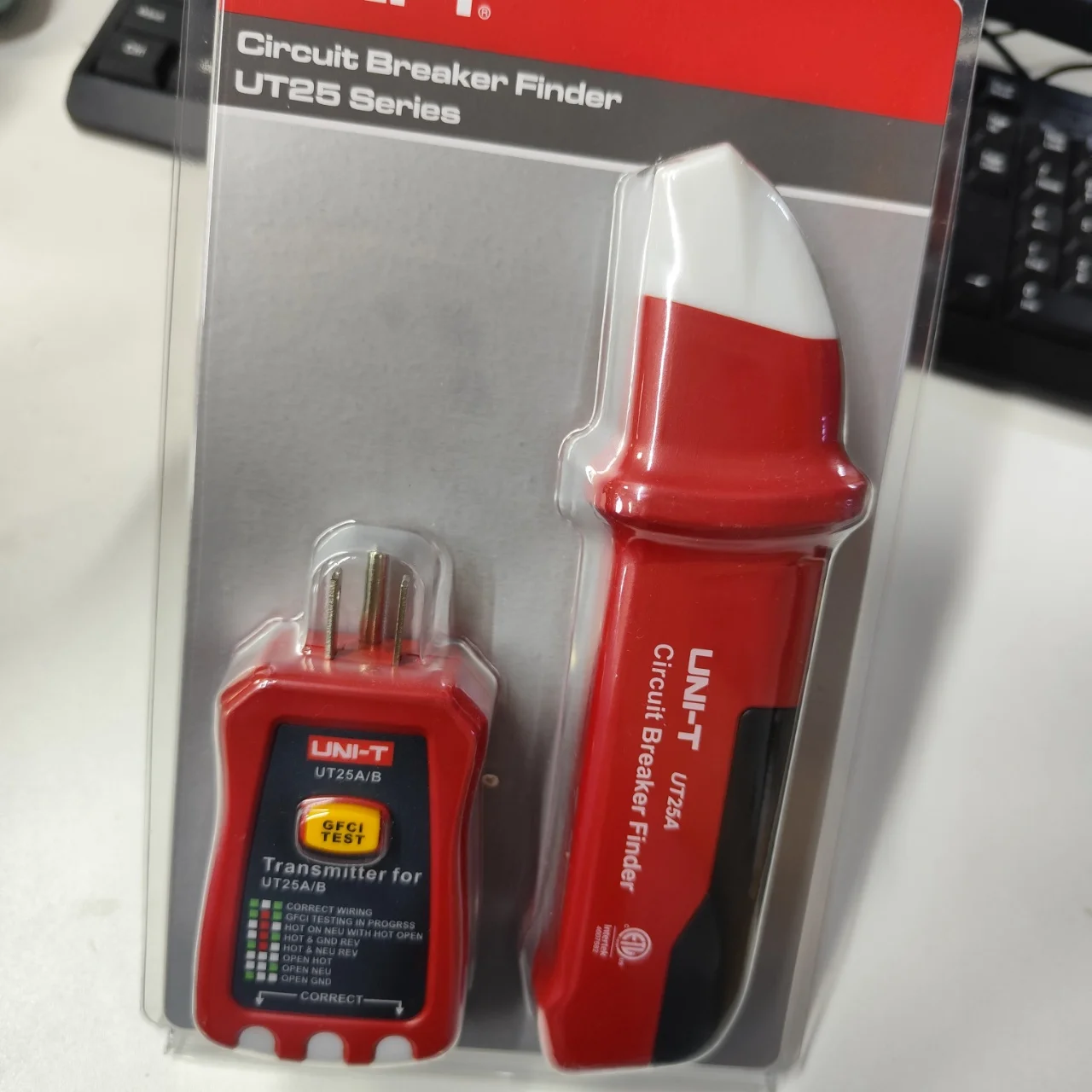 Effective UNI-T UT25A Professional Automatic Circuit Breaker Finder Socket Tester Electrician Diagnostic-tool with LED Indicator
Effective UNI-T UT25A Professional Automatic Circuit Breaker Finder Socket Tester Electrician Diagnostic-tool with LED Indicator