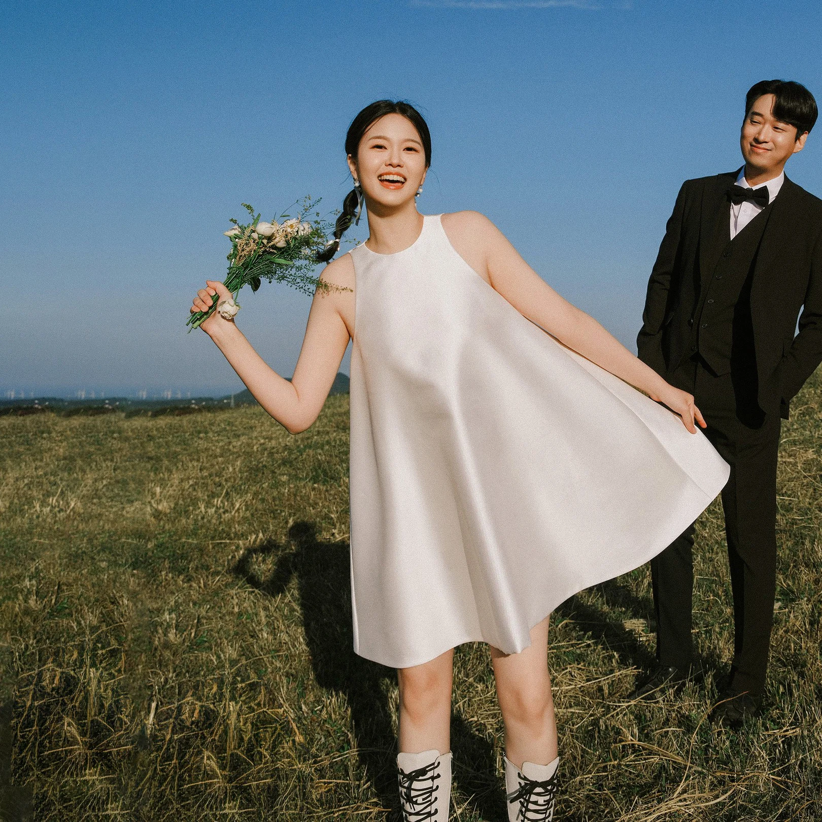 OEING O-Neck Korea Garden Evening Dresses Simple Sleeveless Formal 프롬드레스 Knee Length Elegant Prom Gowns Party Women Bride
OEING O-Neck Korea Garden Evening Dresses Simple Sleeveless Formal 프롬드레스 Knee Length Elegant Prom Gowns Party Women Bride