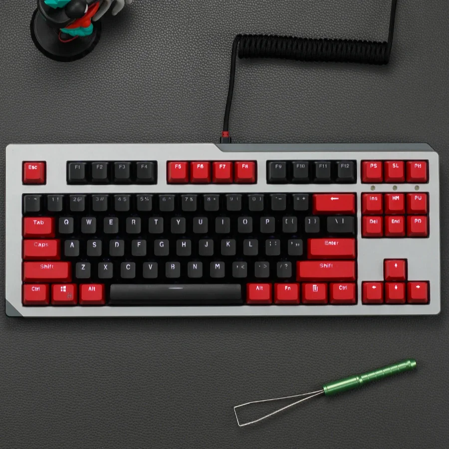 Mechanical keyboard Universal PBT matte transparent keycap 104/87/61 keycap Customized keyboard keycap
Mechanical keyboard Universal PBT matte transparent keycap 104/87/61 keycap Customized keyboard keycap