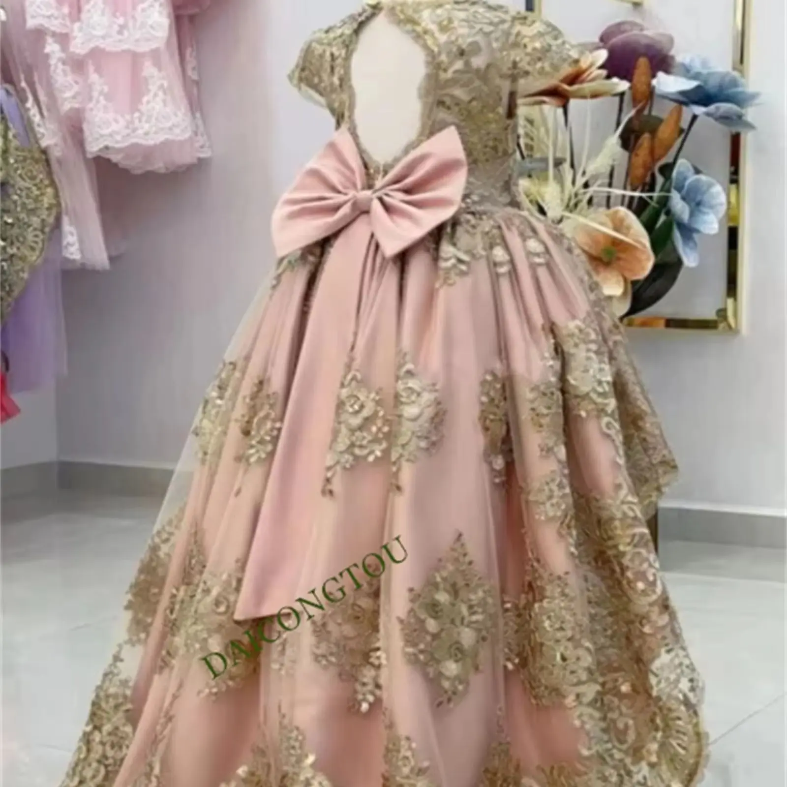 CustomizedHandmade Baby Girl Dress Gold Lace Applique Pink Birthday Girl Dress Princess Flower Girl Dress Long Puffy Party Dress
CustomizedHandmade Baby Girl Dress Gold Lace Applique Pink Birthday Girl Dress Princess Flower Girl Dress Long Puffy Party Dress