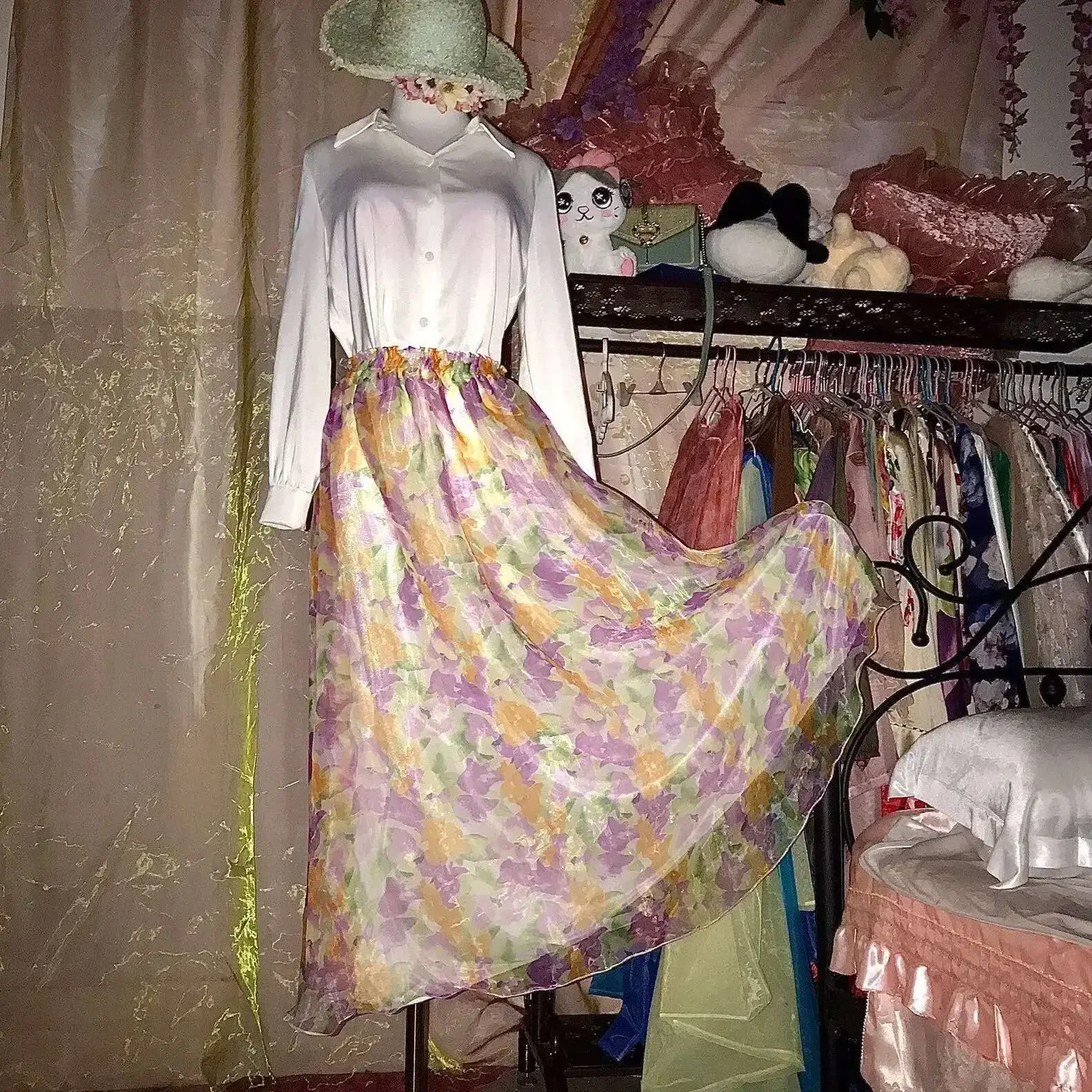 Summer spring floral plus size sleeping bottoms Glossy 2 layers mesh gauze pajamas Skirt For men and women
Summer spring floral plus size sleeping bottoms Glossy 2 layers mesh gauze pajamas Skirt For men and women