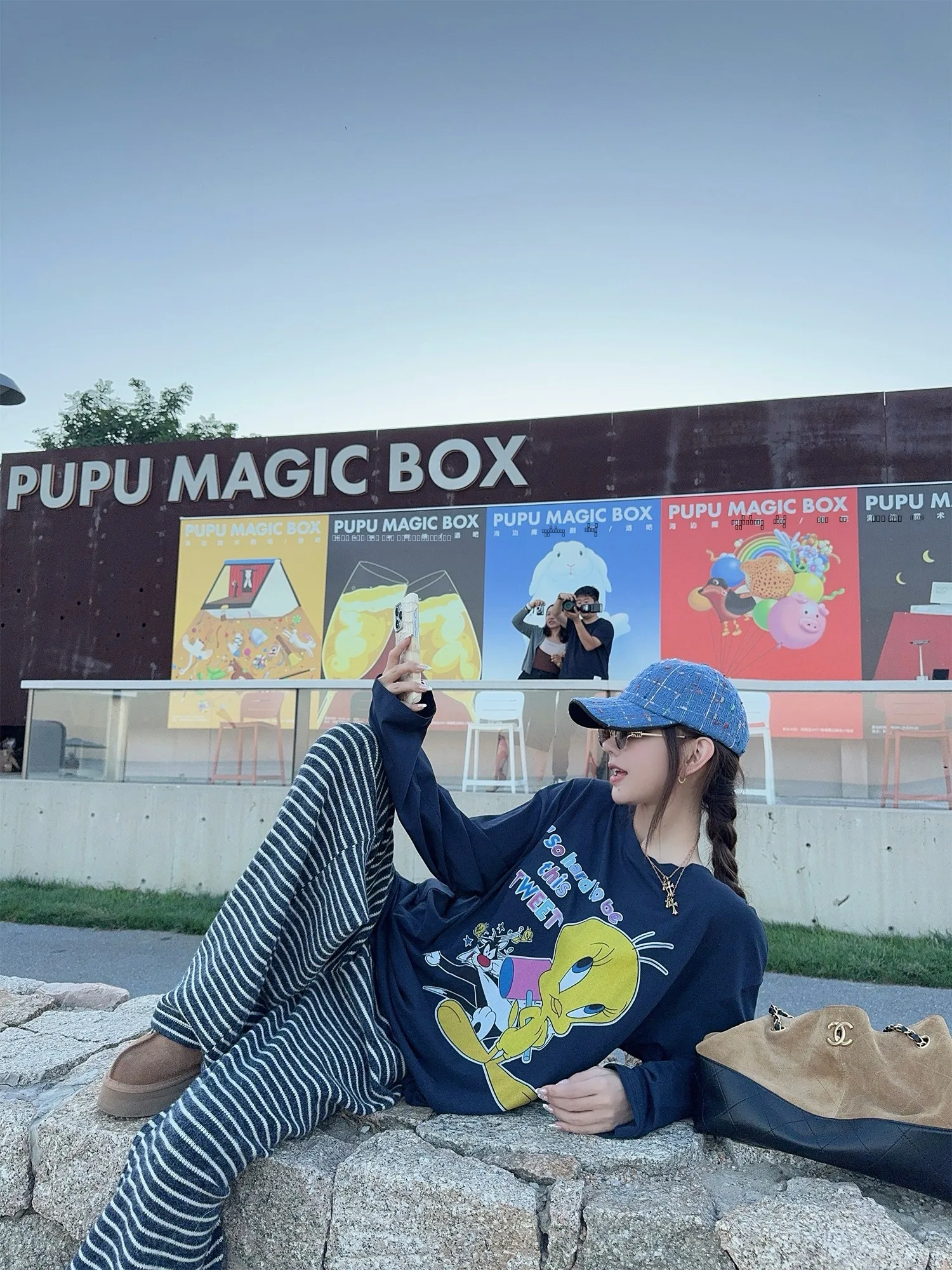 Американская женская футболка с длинным рукавом и мультяшным принтом, весенне-осенняя, повседневная, свободного кроя, шикарный топ, дышащая, удобная, хлопковая.
Американская женская футболка с длинным рукавом и мультяшным принтом, весенне-осенняя, повседневная, свободного кроя, шикарный топ, дышащая, удобная, хлопковая.