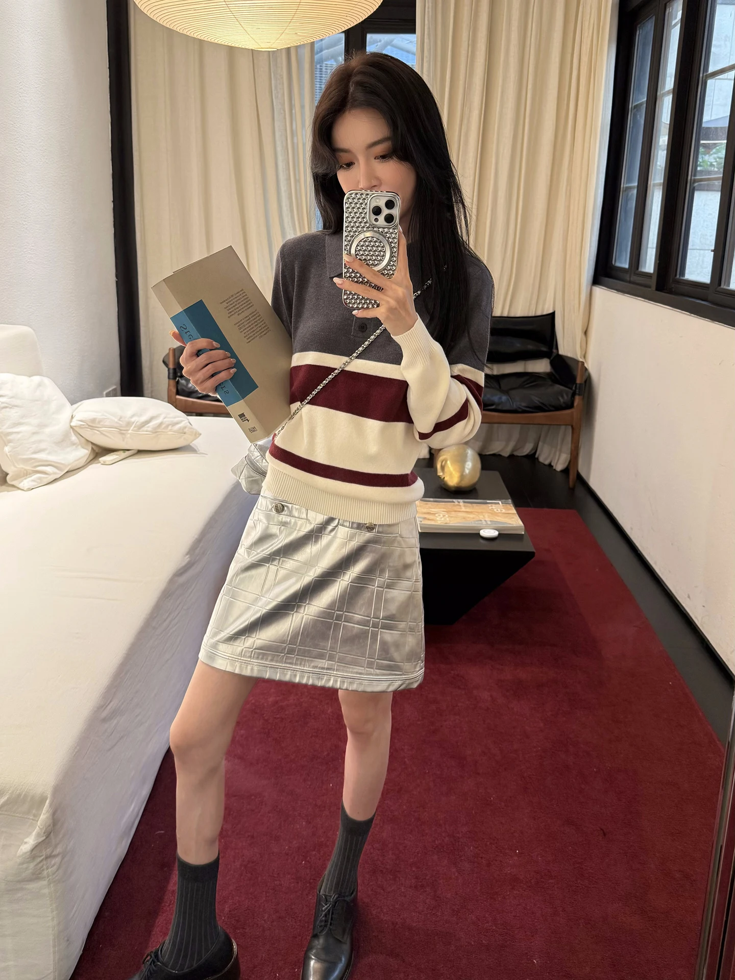 Свободный вязаный свитер с длинными рукавами для женщин, осенне-зимний повседневный топ в стиле колор-блок, модный американский стиль SMOL Miu
Свободный вязаный свитер с длинными рукавами для женщин, осенне-зимний повседневный топ в стиле колор-блок, модный американский стиль SMOL Miu