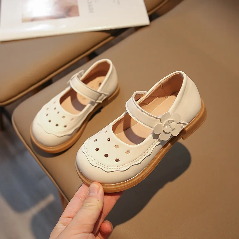 Kids Fall Shoes 2024 Spring Autumn Fashion Solid Color Hollow Soft Sole Anti Slip Girls Leather Shoes Baby Girl Princess Shoes
Kids Fall Shoes 2024 Spring Autumn Fashion Solid Color Hollow Soft Sole Anti Slip Girls Leather Shoes Baby Girl Princess Shoes