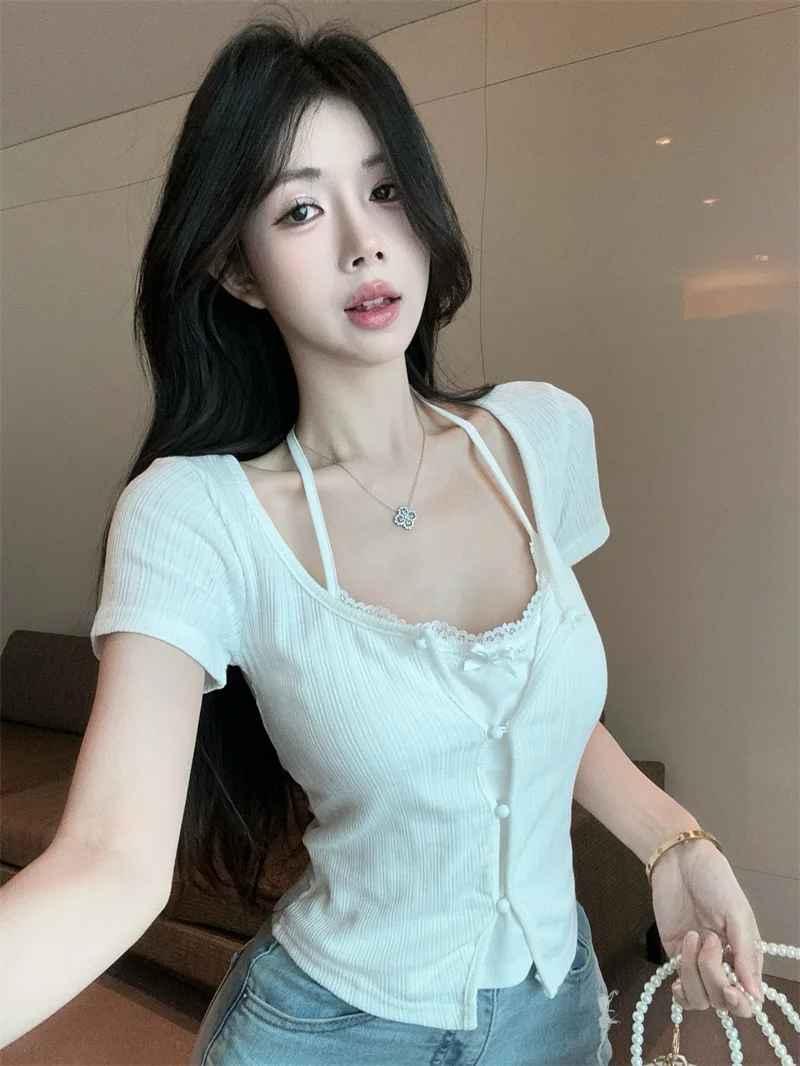 Unique Beautiful Lace Halter Short Sleeve T-Shirt Women's Summer Pure Desire Spicy Girl One Shoulder Short Style Unique Beauty
Unique Beautiful Lace Halter Short Sleeve T-Shirt Women's Summer Pure Desire Spicy Girl One Shoulder Short Style Unique Beauty