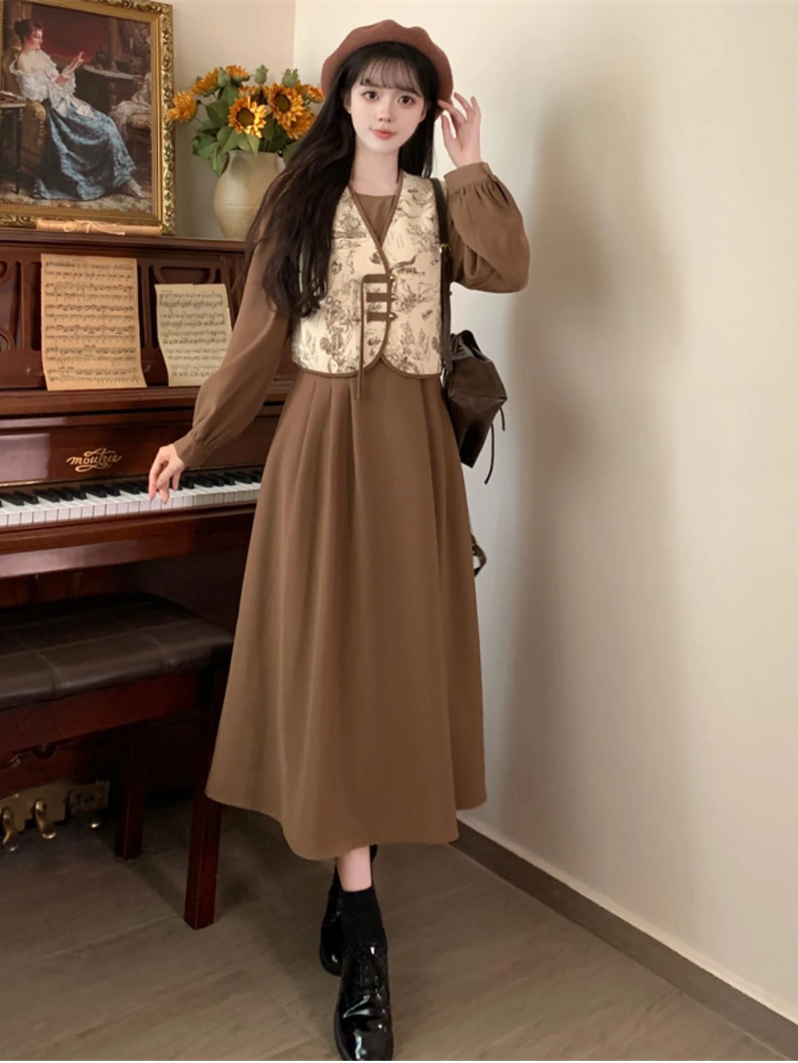 Elegant plus Size Chinese Style Vest And Dress Set with Button Design Fashionable Two-Piece Black Gown for Young Women
Elegant plus Size Chinese Style Vest And Dress Set with Button Design Fashionable Two-Piece Black Gown for Young Women
