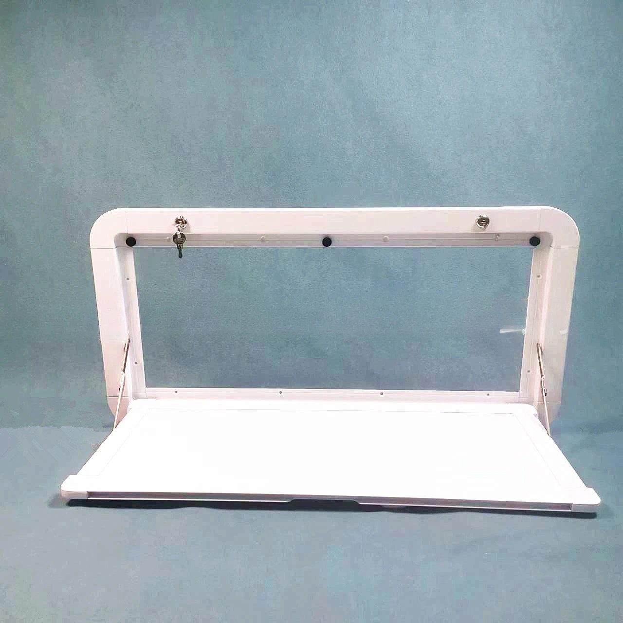 Manufacturer supplies RV accessories, foldable wall-mounted aluminum alloy outdoor camping trailer RV dining table with lock
Manufacturer supplies RV accessories, foldable wall-mounted aluminum alloy outdoor camping trailer RV dining table with lock
