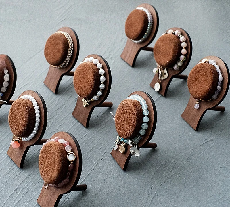 Jewelry Display Rack Chinese Retro Bracelet Rack Store Counter Bracelet Bracelet Storage Display Ornament Photo Props
Jewelry Display Rack Chinese Retro Bracelet Rack Store Counter Bracelet Bracelet Storage Display Ornament Photo Props