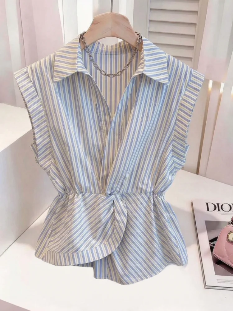 2026 New Summer Women's V Neck Striped Sleeveless Vest Shirt Plus Size Waist-Trimming Slim Fit Irregular Top For Daily Casual
2026 New Summer Women's V Neck Striped Sleeveless Vest Shirt Plus Size Waist-Trimming Slim Fit Irregular Top For Daily Casual