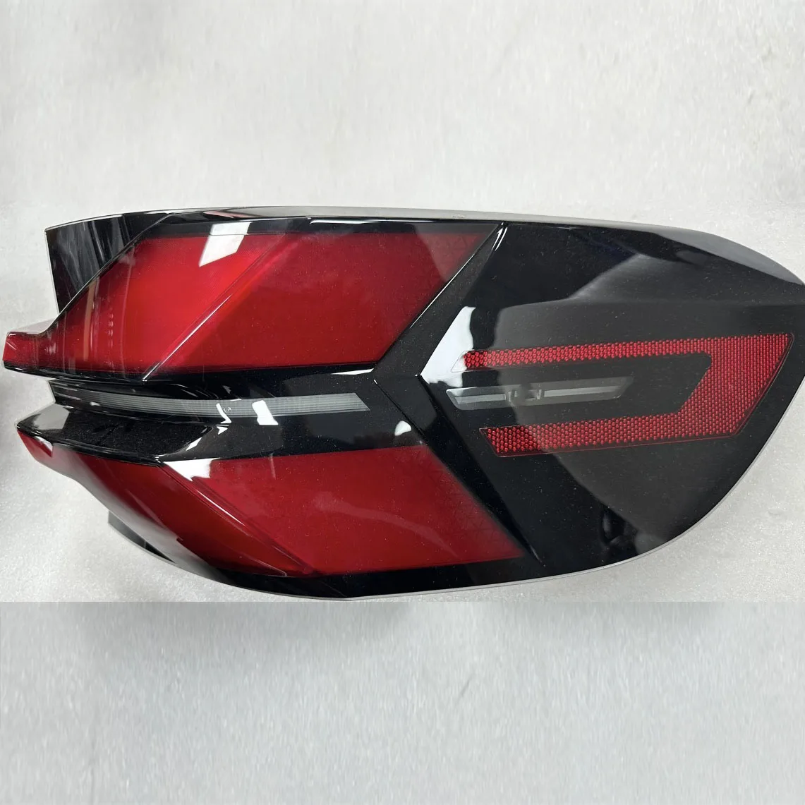 Высококачественный оригинальный задний фонарь G05 LCI для BMW X5 G05 светодиодный задний фонарь LCI 20242025 желтый указатель поворота G05 часть
Высококачественный оригинальный задний фонарь G05 LCI для BMW X5 G05 светодиодный задний фонарь LCI 20242025 желтый указатель поворота G05 часть