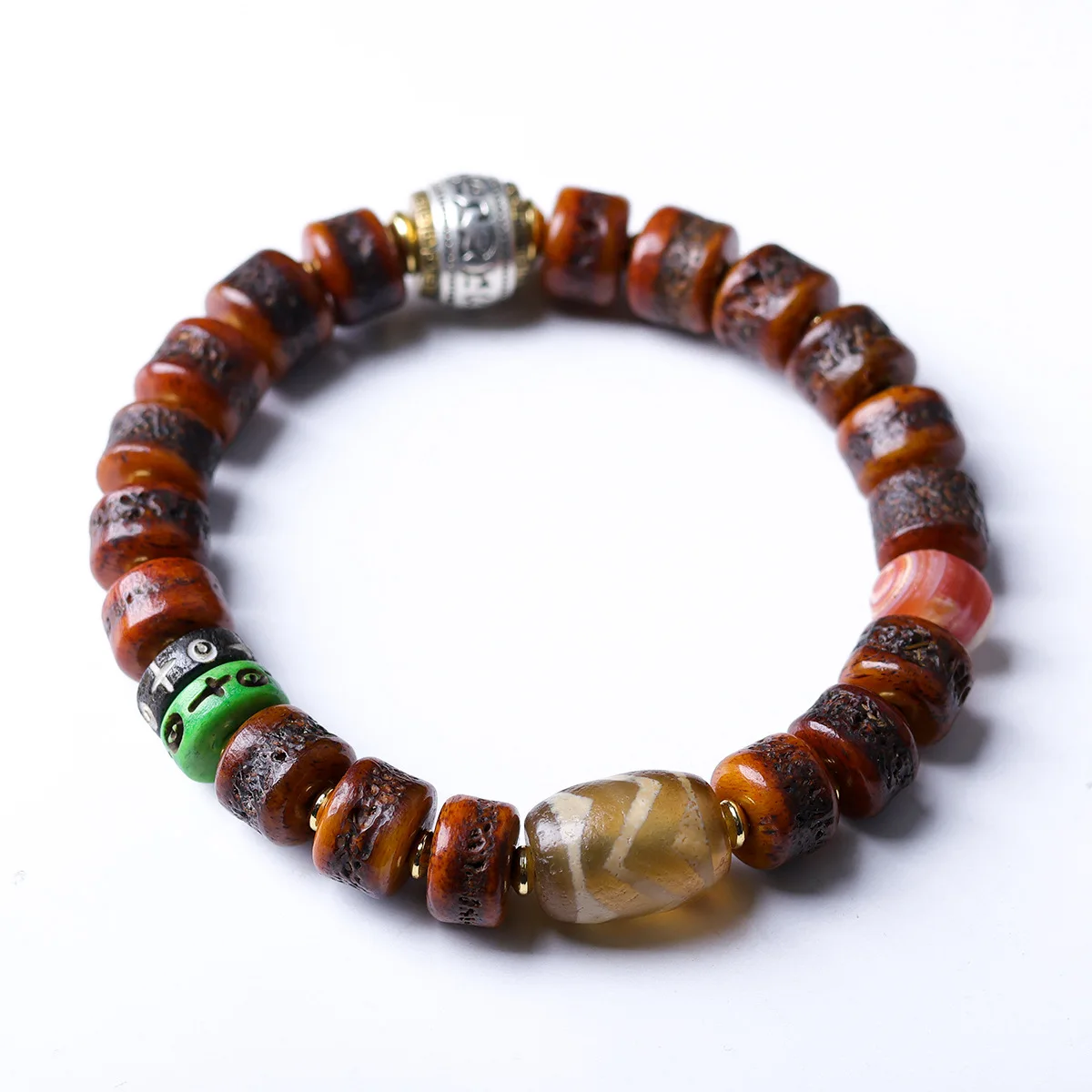Tibetan Style Ox Skull Double Tiger Tooth Dzi Bead Bracelet Calcified Agate Six Word Mantra Ethnic Prayer Bracelet Gifts
Tibetan Style Ox Skull Double Tiger Tooth Dzi Bead Bracelet Calcified Agate Six Word Mantra Ethnic Prayer Bracelet Gifts