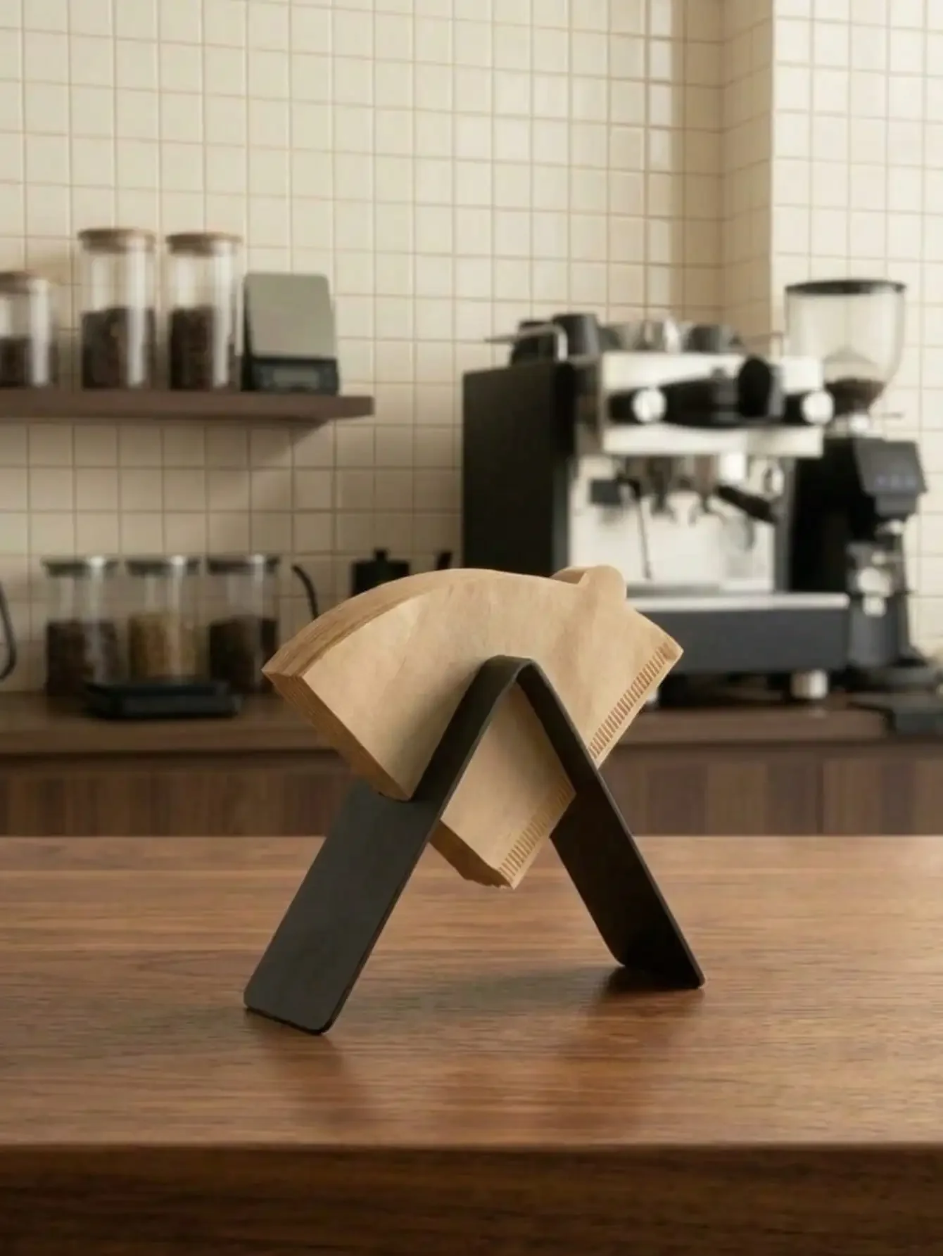 Modern V-Shaped Metal Coffee Filter Paper Storage Holder, Countertop Space-Saving Filter Dispenser Rack For Home Kitchen & Coffee Bar Station
Modern V-Shaped Metal Coffee Filter Paper Storage Holder, Countertop Space-Saving Filter Dispenser Rack For Home Kitchen & Coffee Bar Station