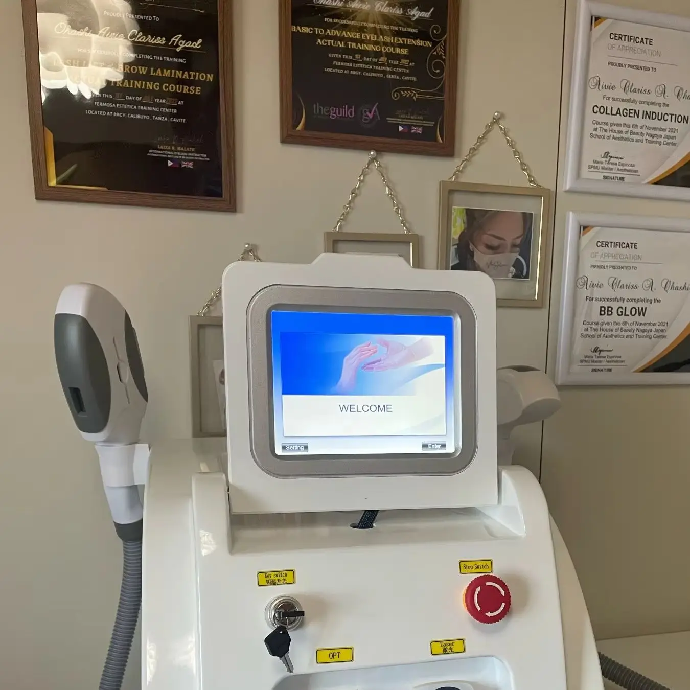 IPL OPT Hair Removal Machine 2-in-1 Multifunctional Professional Beauty Equipment ND Yag Laser Tattoo Removal Picosecond Machine
IPL OPT Hair Removal Machine 2-in-1 Multifunctional Professional Beauty Equipment ND Yag Laser Tattoo Removal Picosecond Machine