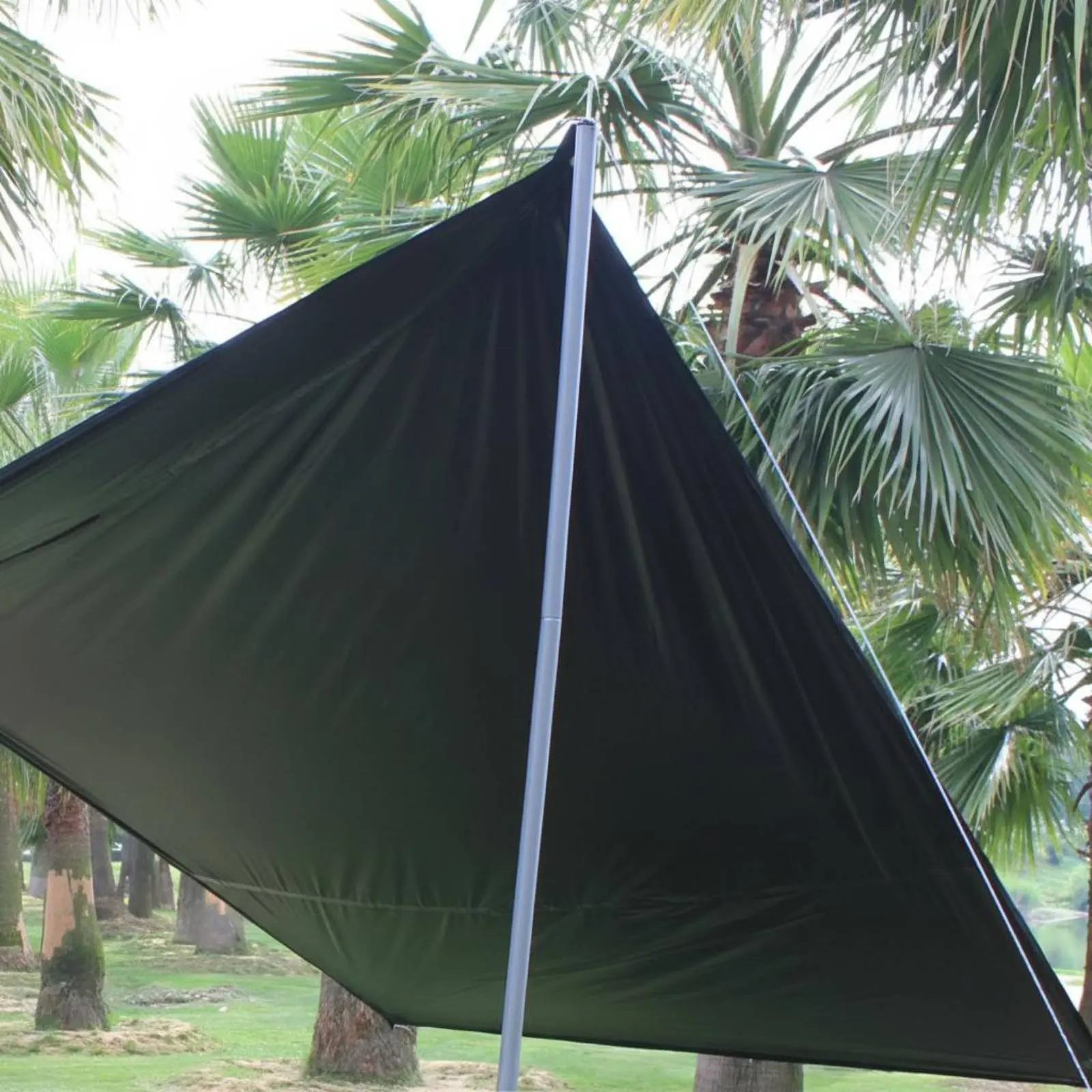 Camping Tarp Blackout Coating Outdoor Shelter Tent Sunshade Shelter Large Coverage Sun Shade Protection for Campers
Camping Tarp Blackout Coating Outdoor Shelter Tent Sunshade Shelter Large Coverage Sun Shade Protection for Campers