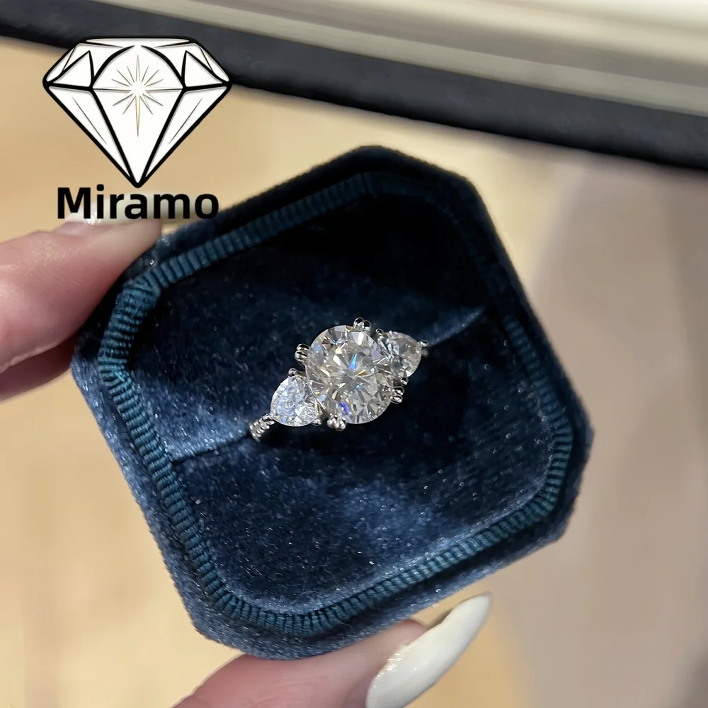 2-3CT Oval Cut Three-stone Moissanite Ring Red Luxury Trilogy Diamond Wedding Ring Women's 925 Sterling Silver with Certificate
2-3CT Oval Cut Three-stone Moissanite Ring Red Luxury Trilogy Diamond Wedding Ring Women's 925 Sterling Silver with Certificate