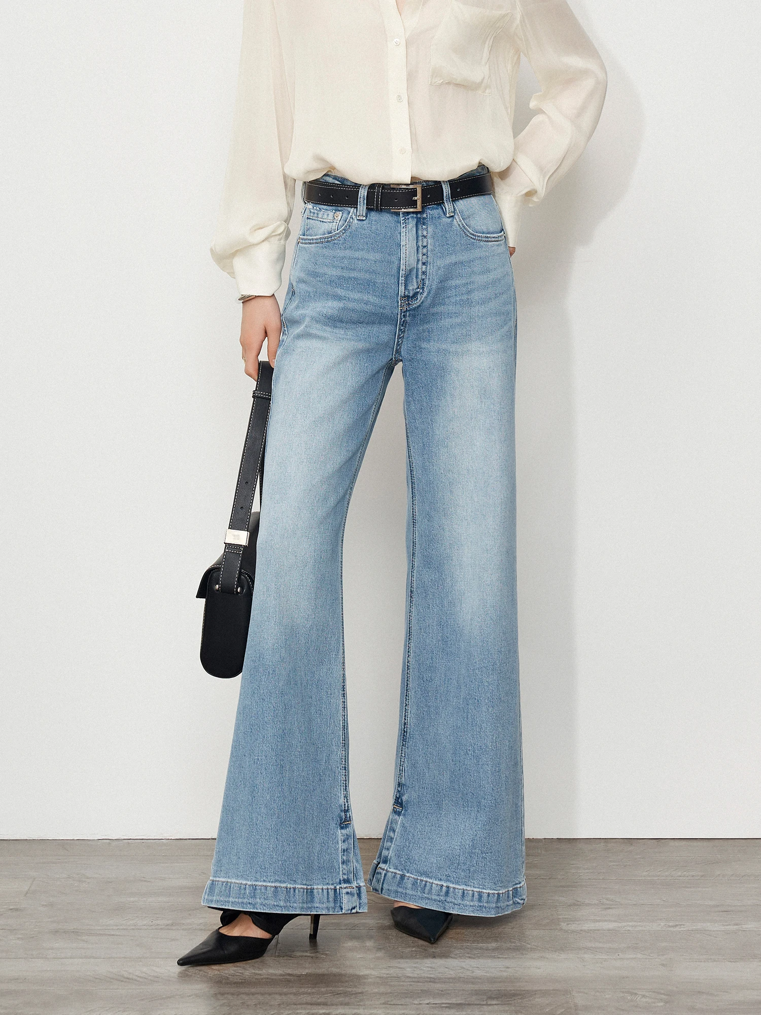 CLMX Skin-friendly VISCOSE Cotton Denim High-waisted Wide-leg Jeans Slimming Waistline Fre-looking Casual Straight-leg Pants
CLMX Skin-friendly VISCOSE Cotton Denim High-waisted Wide-leg Jeans Slimming Waistline Fre-looking Casual Straight-leg Pants