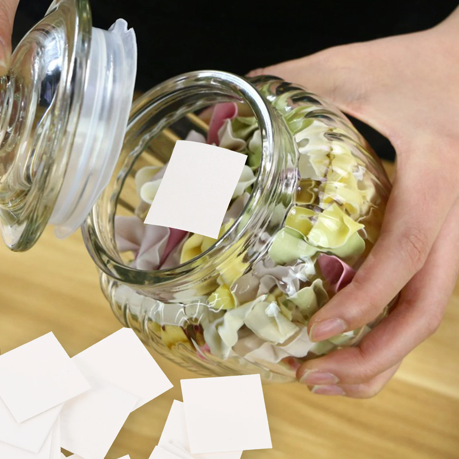 100pcs Plant Fibre Desiccant Sheets Food Grade Moisture Absorbing Slices For Kitchen Closet Car Storage Dehumidification
100pcs Plant Fibre Desiccant Sheets Food Grade Moisture Absorbing Slices For Kitchen Closet Car Storage Dehumidification