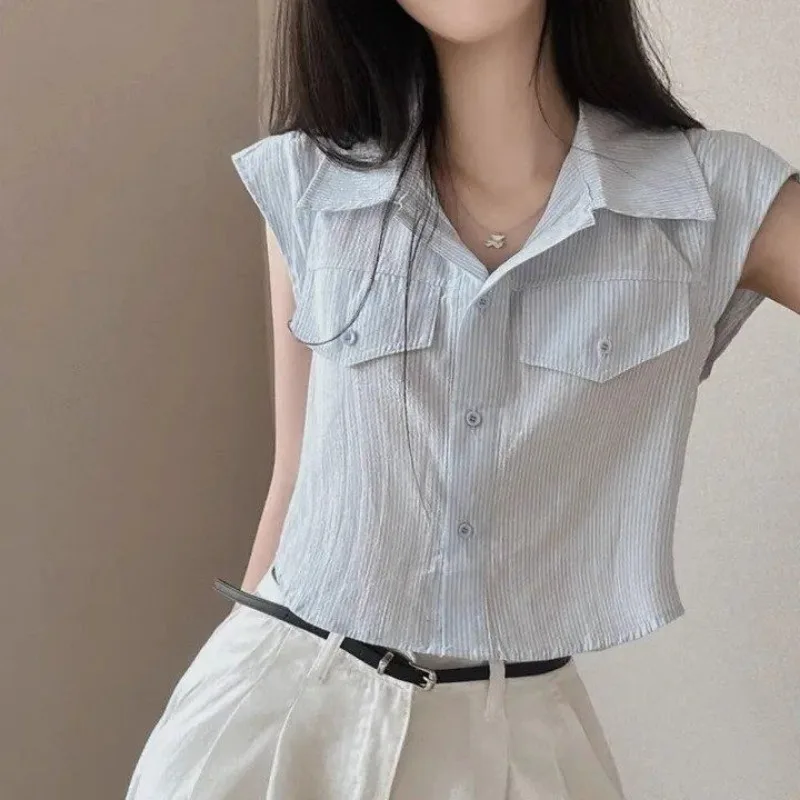 Korean Summer Simplicity Office Lady Striped Loose Polo Collar Flying Sleeve Shirts Women Fashion Temperament Appear Thin Tops
Korean Summer Simplicity Office Lady Striped Loose Polo Collar Flying Sleeve Shirts Women Fashion Temperament Appear Thin Tops