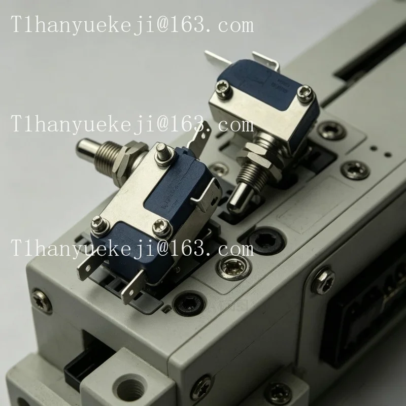 Special switch for electric fryer with spring straight handle button micro switch with metal bracket micro button switch
Special switch for electric fryer with spring straight handle button micro switch with metal bracket micro button switch