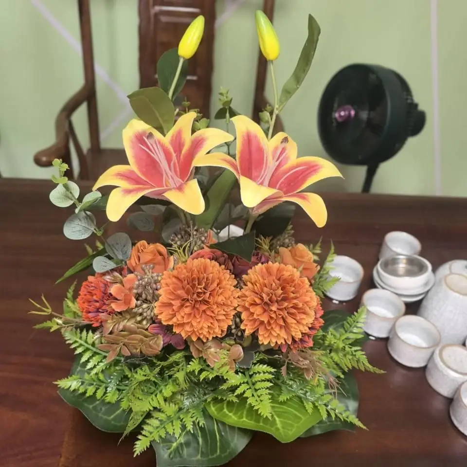 Home Decoration Simulation Lily Artificial Lily Lilium Brownii Rose Embroidered Plastic Basin Bottom Desktop Display
Home Decoration Simulation Lily Artificial Lily Lilium Brownii Rose Embroidered Plastic Basin Bottom Desktop Display