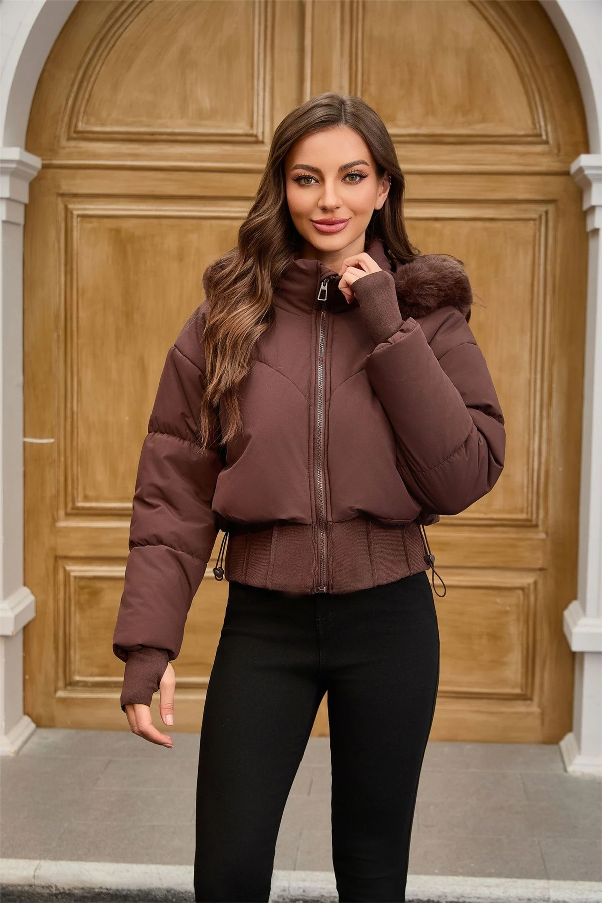 Women Big Fur Collar Hooded Coats Short Thickened Warm Trendy Parka Zipper Female Comfortable Cotton Padded Jacket Outerwear
Women Big Fur Collar Hooded Coats Short Thickened Warm Trendy Parka Zipper Female Comfortable Cotton Padded Jacket Outerwear