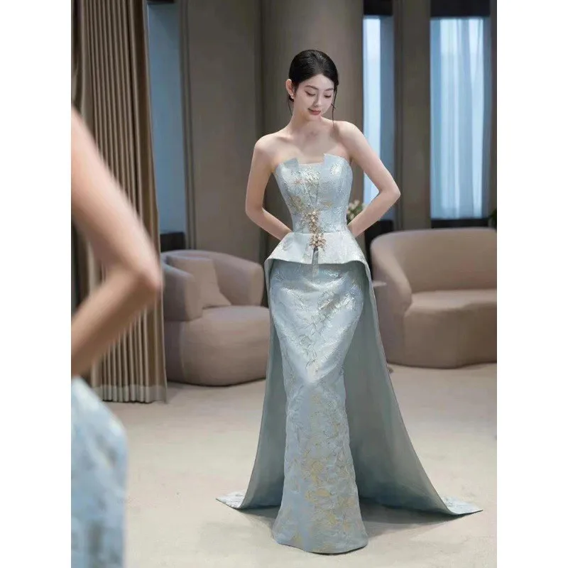 New Chinese-style morning gown strapless light luxury and niche wedding dress
New Chinese-style morning gown strapless light luxury and niche wedding dress