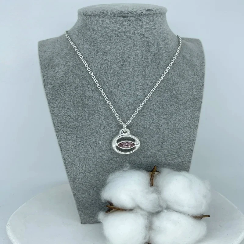 High aesthetic value mysterious purple crystal devil's eye necklace, women's accessories, give friends holiday gifts
High aesthetic value mysterious purple crystal devil's eye necklace, women's accessories, give friends holiday gifts