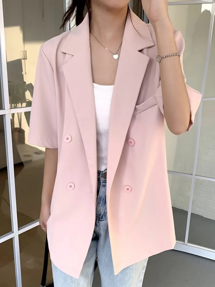 Casual Blazer Jacket 2023 New Summer Women's Solid Thin Short Sleeve Double Breasted Loose Coat Elegant Simple Commuter Top
Casual Blazer Jacket 2023 New Summer Women's Solid Thin Short Sleeve Double Breasted Loose Coat Elegant Simple Commuter Top