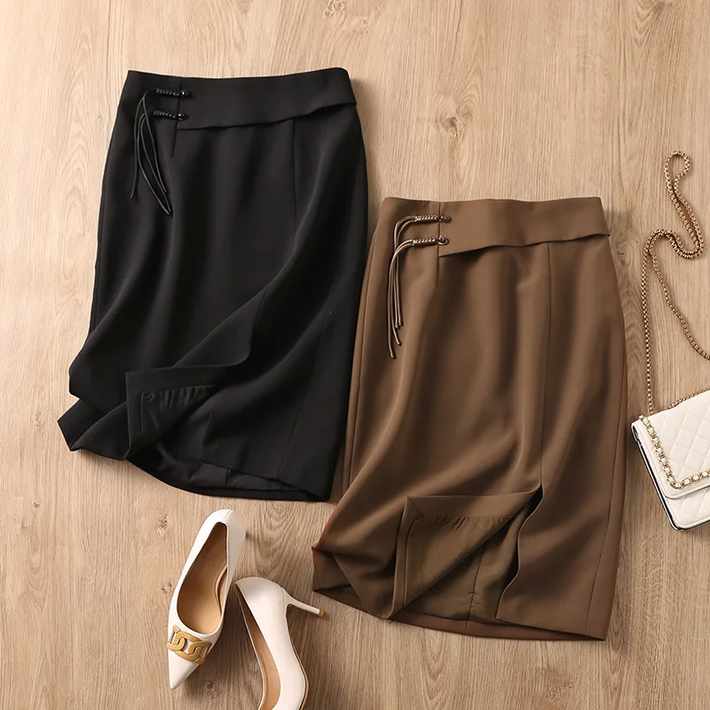 Halfskirt 2023 New Spring/Summer Chinese Style High Waist Wrapped Hip Halfskirt Fashion Tassel Bead Chain Button Split Dresses
Halfskirt 2023 New Spring/Summer Chinese Style High Waist Wrapped Hip Halfskirt Fashion Tassel Bead Chain Button Split Dresses