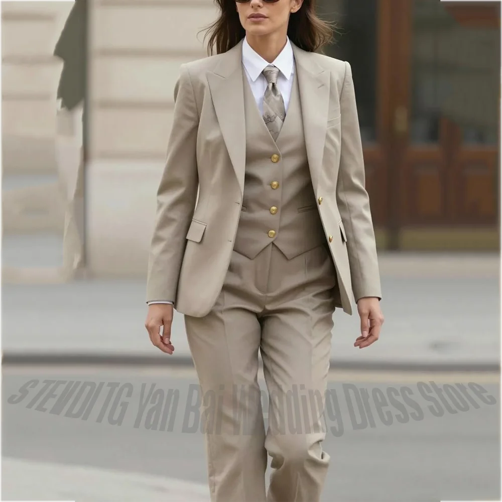 Business Professional Women Suit Three Piece Peaked Lapel Blazer Vest Pants Formal Office Occasion Fashion Outfit Slim Fit
Business Professional Women Suit Three Piece Peaked Lapel Blazer Vest Pants Formal Office Occasion Fashion Outfit Slim Fit