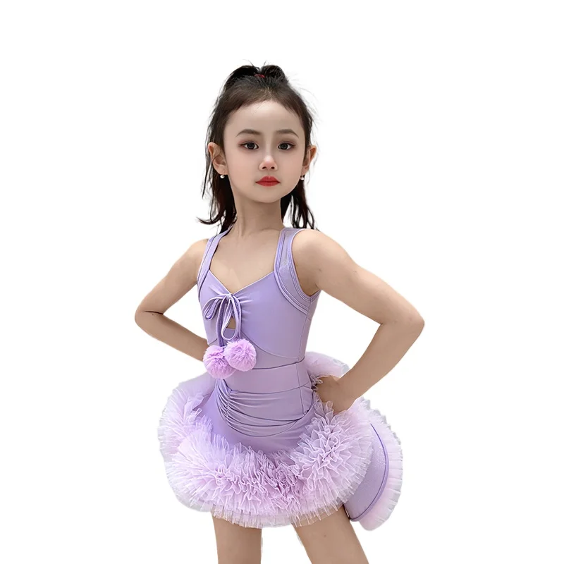 New fashionable girls' Latin dance costumes, practice suits, new summer internet-famous sets, and high-end performance costumes
New fashionable girls' Latin dance costumes, practice suits, new summer internet-famous sets, and high-end performance costumes