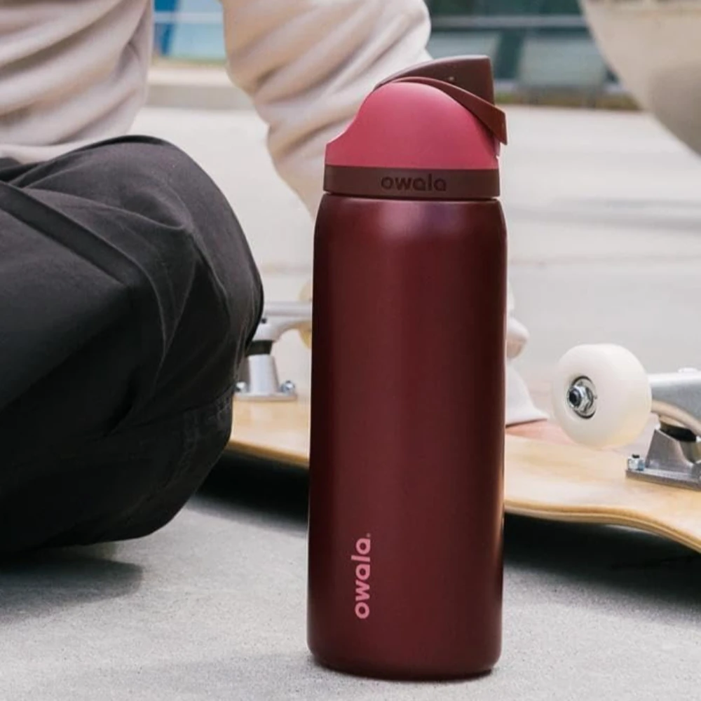 Owala FreeSip Insulated Stainless Steel Water Bottle with Straw, BPA-Free Sports Water Bottle, Great for Travel, 32 Oz
Owala FreeSip Insulated Stainless Steel Water Bottle with Straw, BPA-Free Sports Water Bottle, Great for Travel, 32 Oz