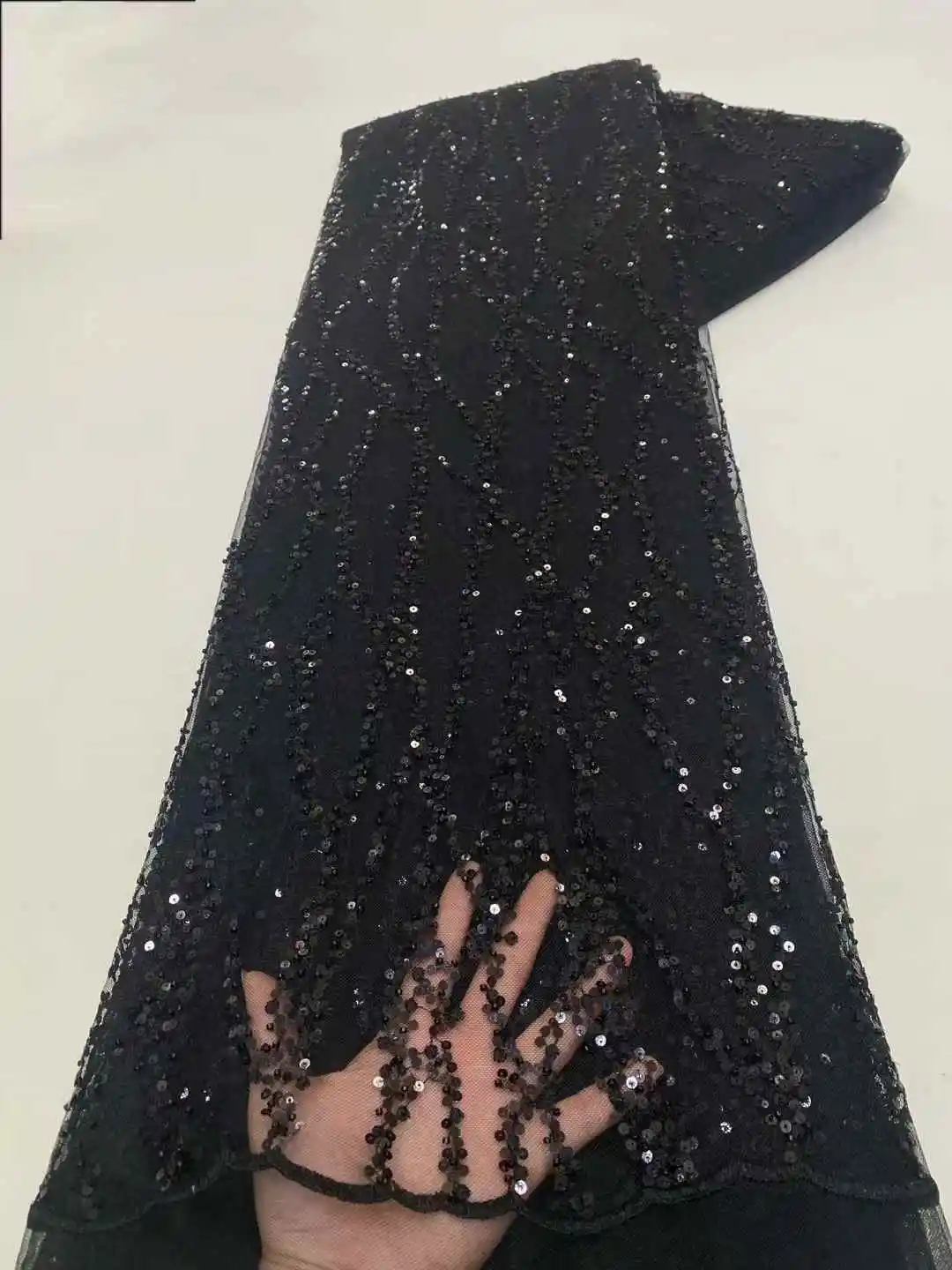 Luxury African Sequins Beaded Lace Fabric 2025 High Quality Nigerian Wedding Bridal Embroidery Lace French Tulle Lace For Sewing
Luxury African Sequins Beaded Lace Fabric 2025 High Quality Nigerian Wedding Bridal Embroidery Lace French Tulle Lace For Sewing