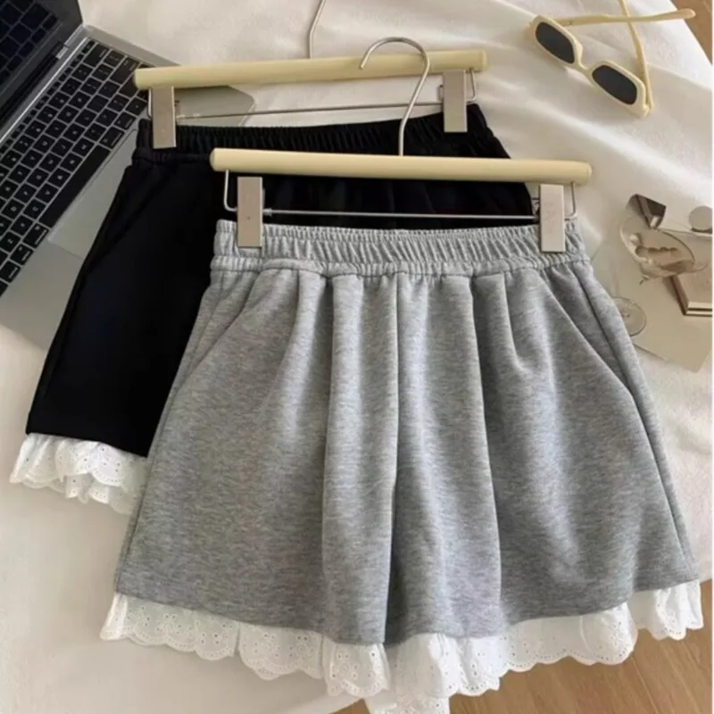 Women's Lace Trim High Waist Wide Leg Shorts Elastic Waist Casual Sporty Hot Pants
Women's Lace Trim High Waist Wide Leg Shorts Elastic Waist Casual Sporty Hot Pants