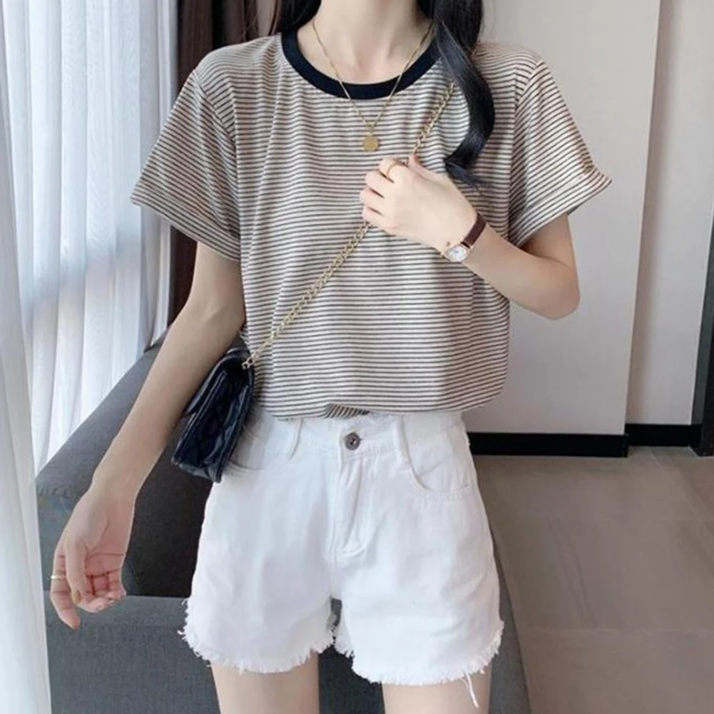 Ideal For Layering Fashion Casual Tops Basic T-shirt 2XL Regular Length Striped Pattern Design For Casual Outings
Ideal For Layering Fashion Casual Tops Basic T-shirt 2XL Regular Length Striped Pattern Design For Casual Outings