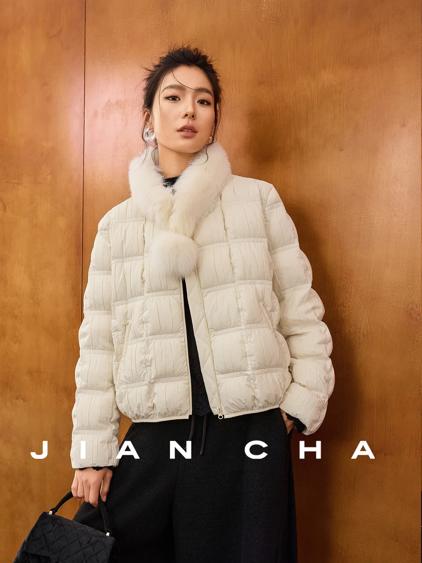 Jiancha 25 Winter "Xiangxiang Elegance" 95 White Goose down Zipper Padded Jaet Slim Fit Wfle Pattern No Straight
Jiancha 25 Winter "Xiangxiang Elegance" 95 White Goose down Zipper Padded Jaet Slim Fit Wfle Pattern No Straight