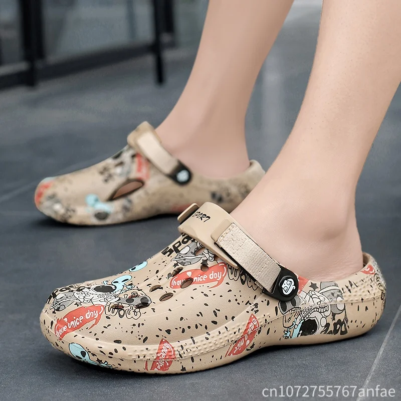 Summer Men's Clog Shoes Sandals 2026 New Two-Way Wear Graffiti Thick Bottom Beach Water Shoe Breathable Lightweight EVA Slipper
Summer Men's Clog Shoes Sandals 2026 New Two-Way Wear Graffiti Thick Bottom Beach Water Shoe Breathable Lightweight EVA Slipper