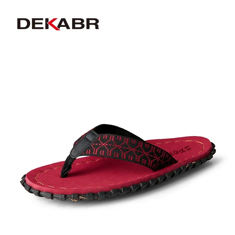 DEKABR/Новинка высокого качества, летние удобные шлепанцы, пляжные тапочки, мужская повседневная обувь, нескользящая дышащая обувь, размер 40-45
DEKABR/Новинка высокого качества, летние удобные шлепанцы, пляжные тапочки, мужская повседневная обувь, нескользящая дышащая обувь, размер 40-45