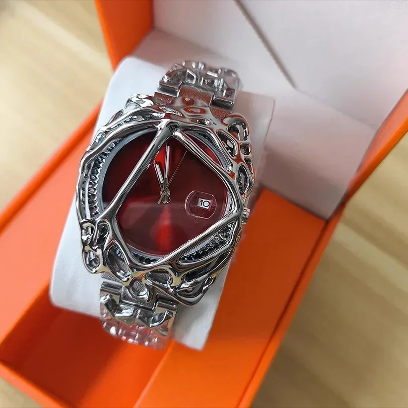 Y2K Мужские кварцевые часы Amoqter Стильные ретро европейские и американские часы Cool Man Специальная форма Advanced Ins Нишевые часы
Y2K Мужские кварцевые часы Amoqter Стильные ретро европейские и американские часы Cool Man Специальная форма Advanced Ins Нишевые часы