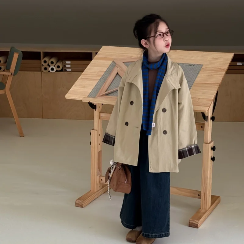 2026 Spring and Autumn Girls Trench Coat New Fashionable Children's Baby Western Jacket Leisure Windproof Coat
2026 Spring and Autumn Girls Trench Coat New Fashionable Children's Baby Western Jacket Leisure Windproof Coat