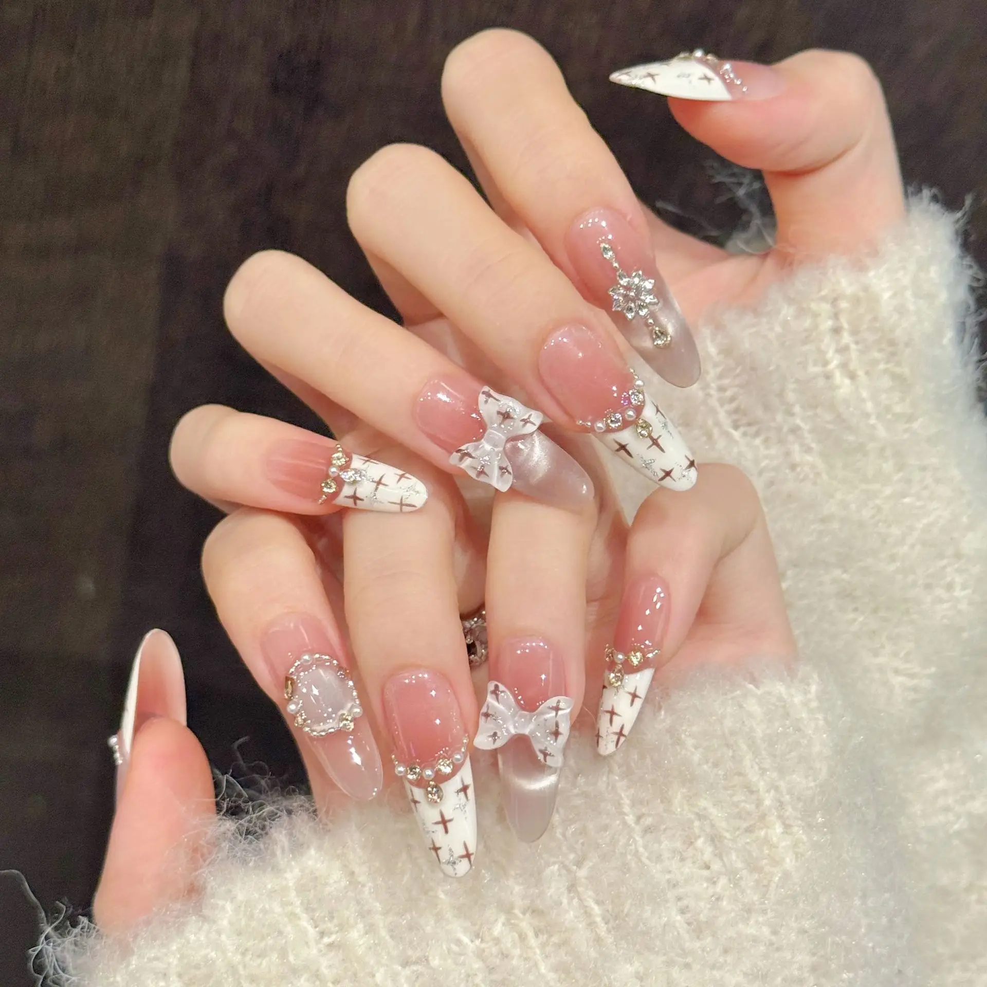10Pcs Long Almond Handmade Manicure Tips Cat's Eye 3D Bow Press on Fake Nails French Rhinestone Reusable Full Cover False Nails
10Pcs Long Almond Handmade Manicure Tips Cat's Eye 3D Bow Press on Fake Nails French Rhinestone Reusable Full Cover False Nails