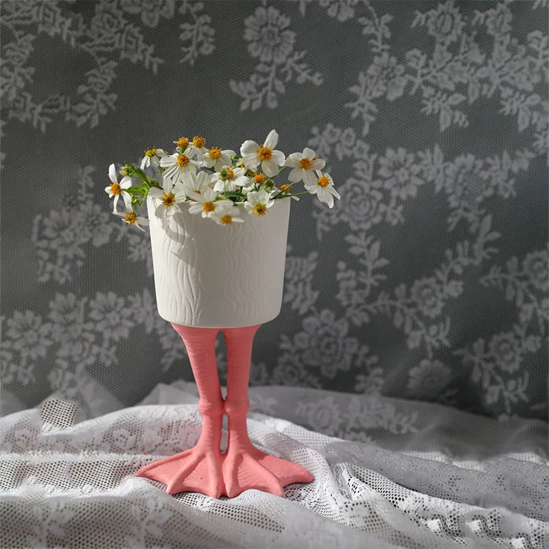 Creative Hand-painted Ceramic Flower Pot, American Home Decor, Goose Leg Flower Pot, Universal Storage Bowl, Crafts Ornaments
Creative Hand-painted Ceramic Flower Pot, American Home Decor, Goose Leg Flower Pot, Universal Storage Bowl, Crafts Ornaments