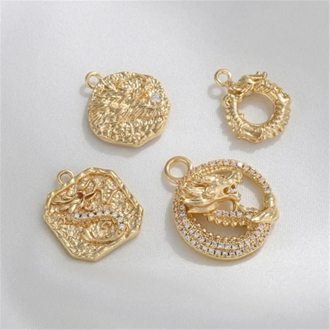14K Gold-Color Zodiac Dragon Pendant Dragon Pendant Handmade Diy Bracelet Necklace Jewelry Charm Accessories D048
14K Gold-Color Zodiac Dragon Pendant Dragon Pendant Handmade Diy Bracelet Necklace Jewelry Charm Accessories D048