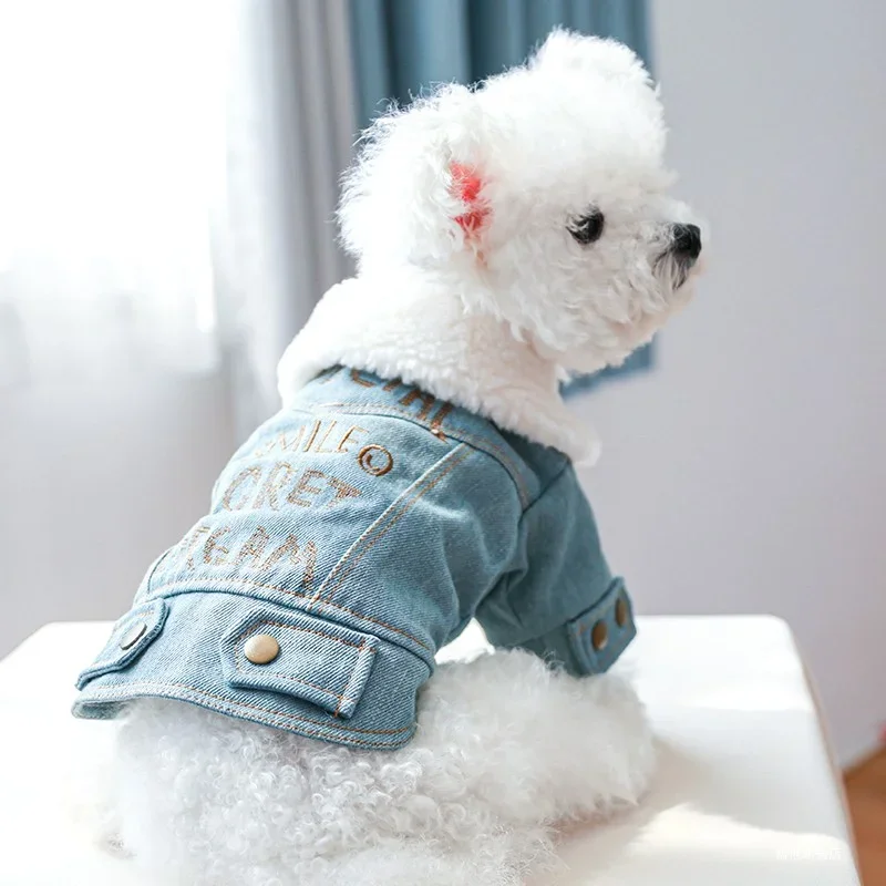 1PC Pet Suit Dog Cat Plush Thickened Warm Denim Letter Lapel Handsome Cotton Coat Suitable for Small and Medium Sized Dogs
1PC Pet Suit Dog Cat Plush Thickened Warm Denim Letter Lapel Handsome Cotton Coat Suitable for Small and Medium Sized Dogs