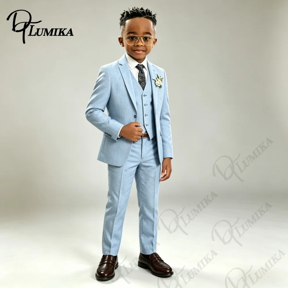 Chic Light Blue Linen Boys Wedding Tuxedo 3 Piece Set Blue Floral Tie Breathable Formal Outfit for Ring Bearer Pageant and Party
Chic Light Blue Linen Boys Wedding Tuxedo 3 Piece Set Blue Floral Tie Breathable Formal Outfit for Ring Bearer Pageant and Party