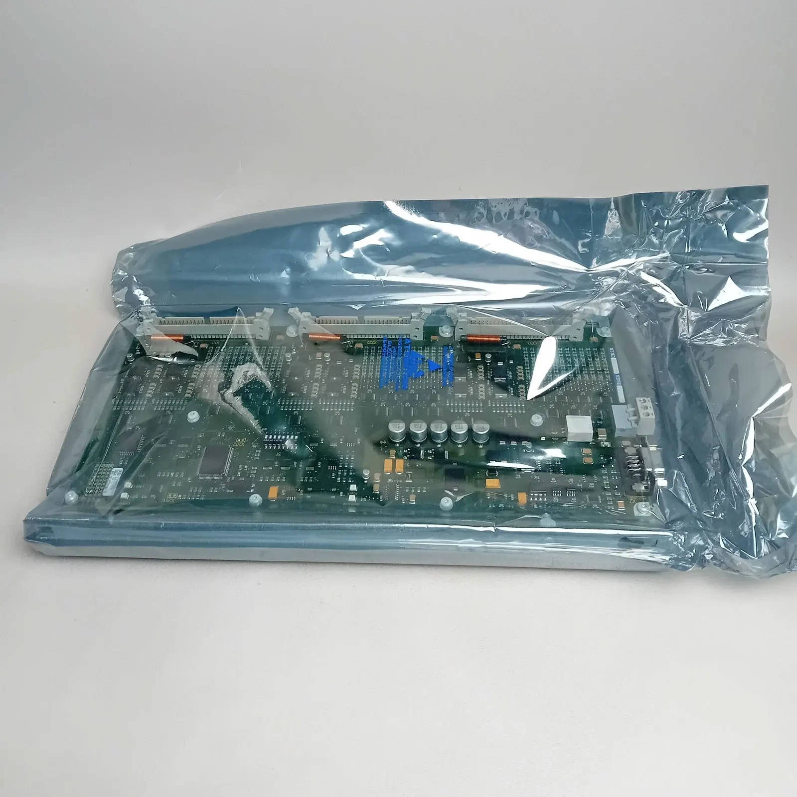 Brand new 6FC5611-0CA01-0AA1 One-year warranty
Brand new 6FC5611-0CA01-0AA1 One-year warranty